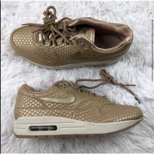 air max thea olive green